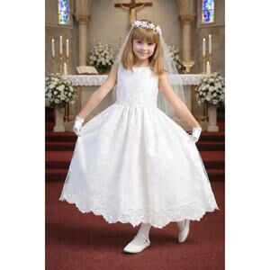 NEW Girls First Holy Communion Dress Size 8 - Corded Emb Lace Tulle Tea-Length